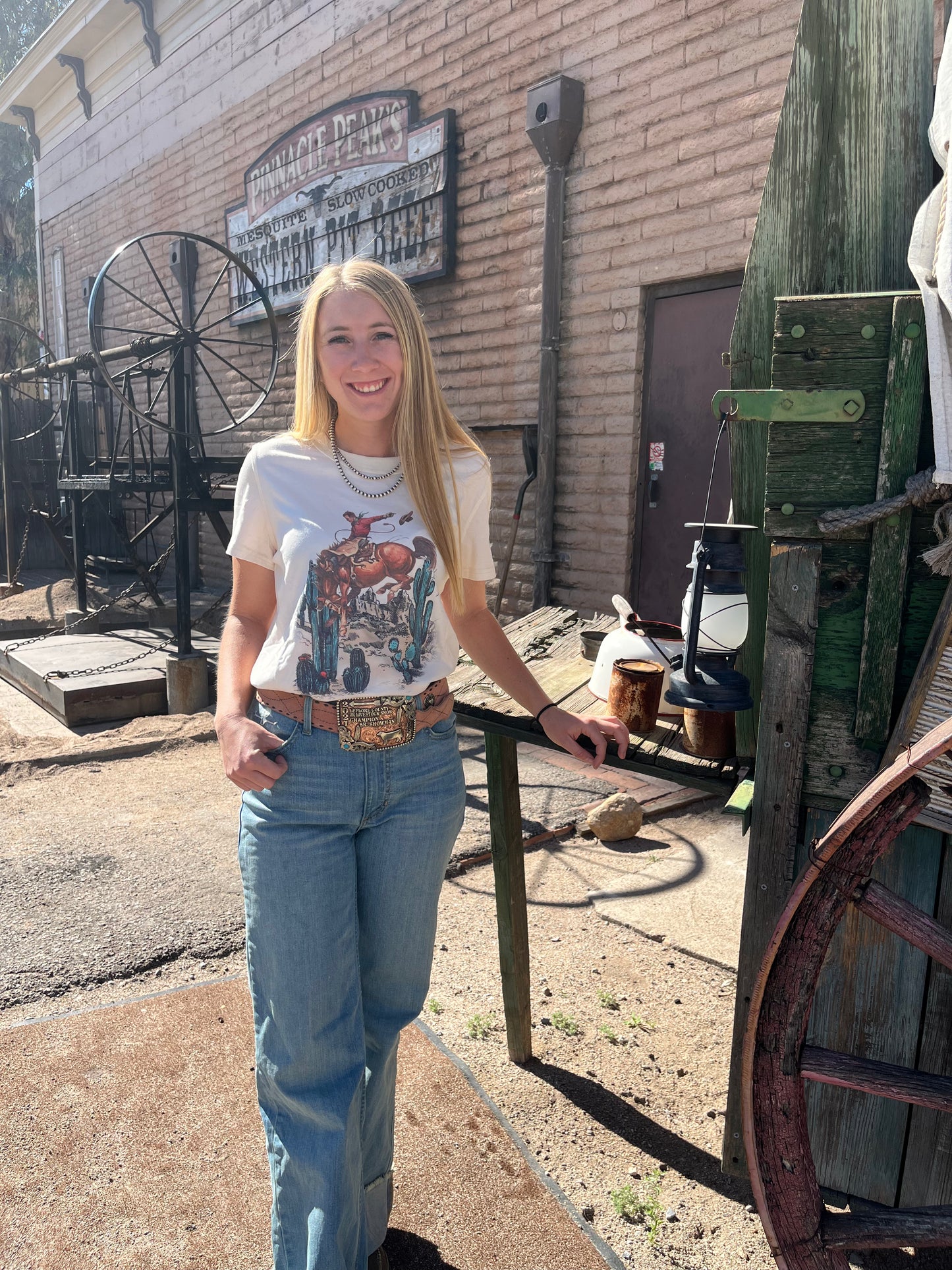Spur 'Em High Tee