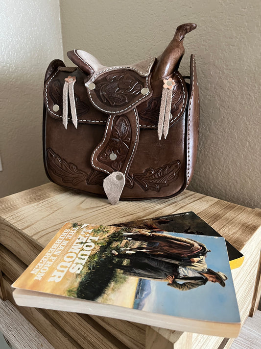 Saddle Purse