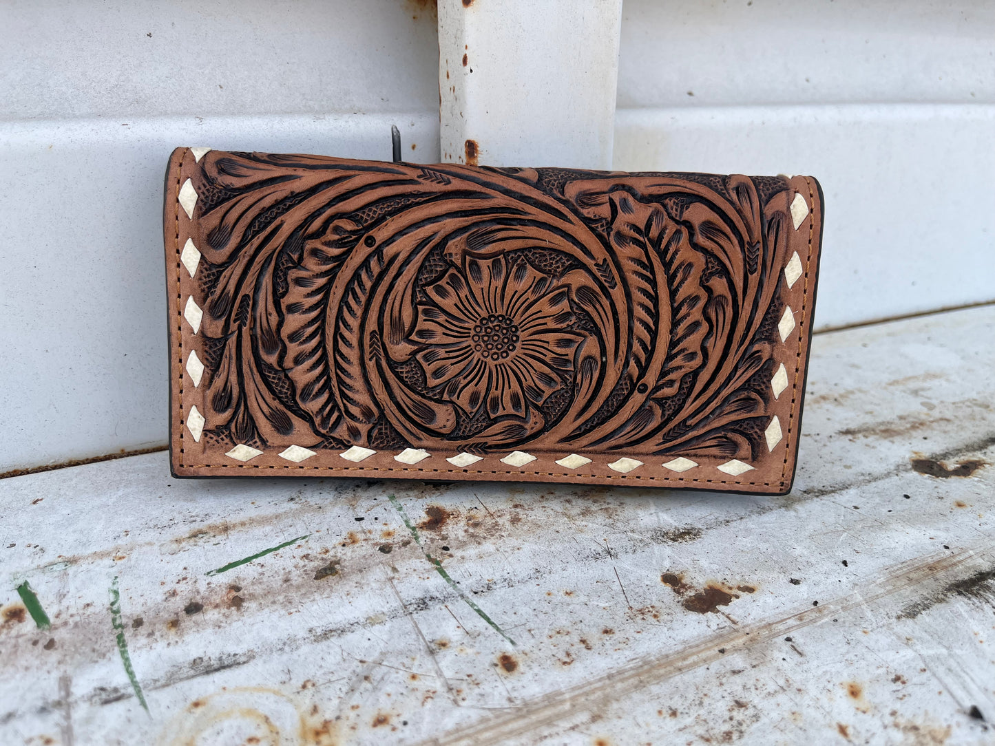 Tooled Checkbook