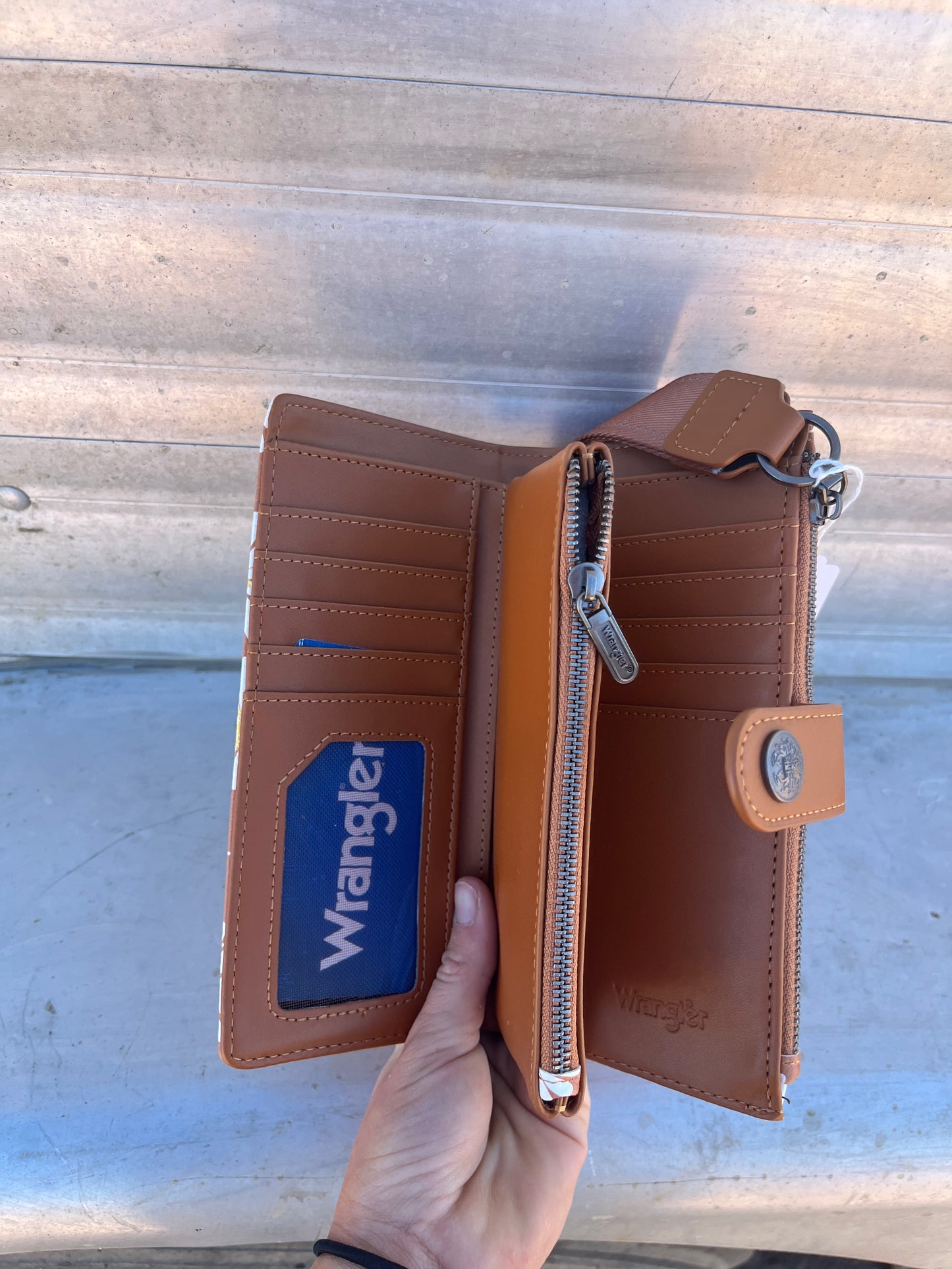 Daisy Wallet