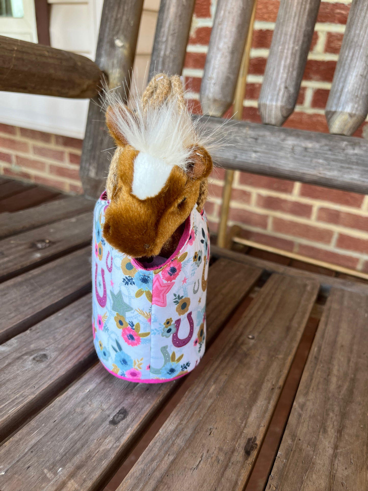 Chestnut Sak Horse Stuffy