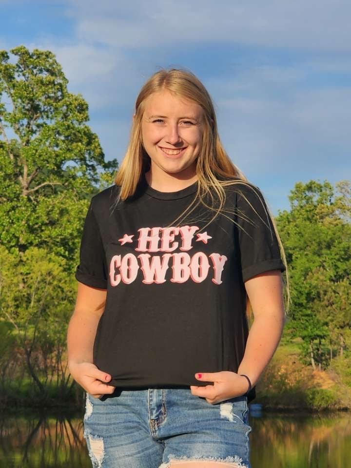 Hey Cowboy Pink tee